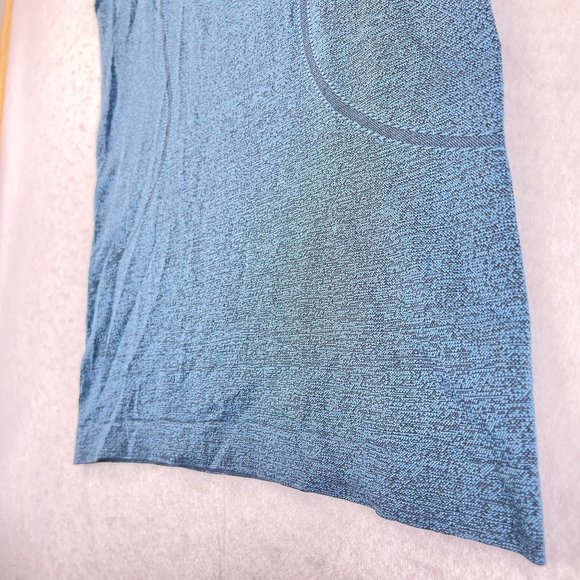 LULULEMON Womens Blue Swiftly Tech Racerback Workout Athletic Tank Top - Picture 4 of 9